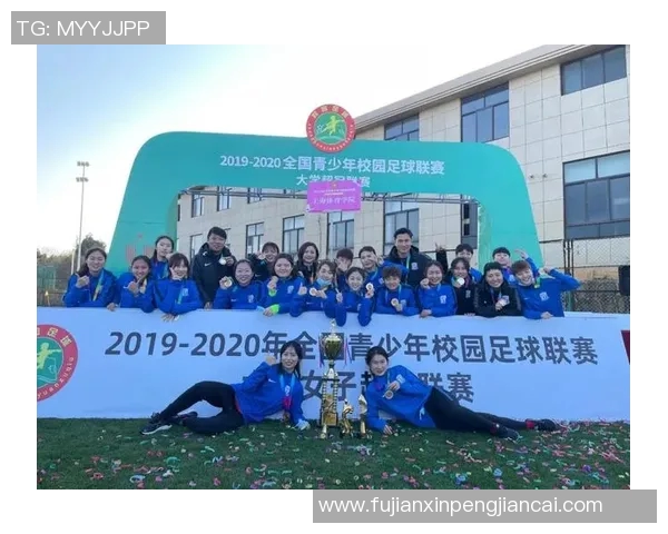 上海足球队意识探讨与发展路径分析助力球队未来崛起
